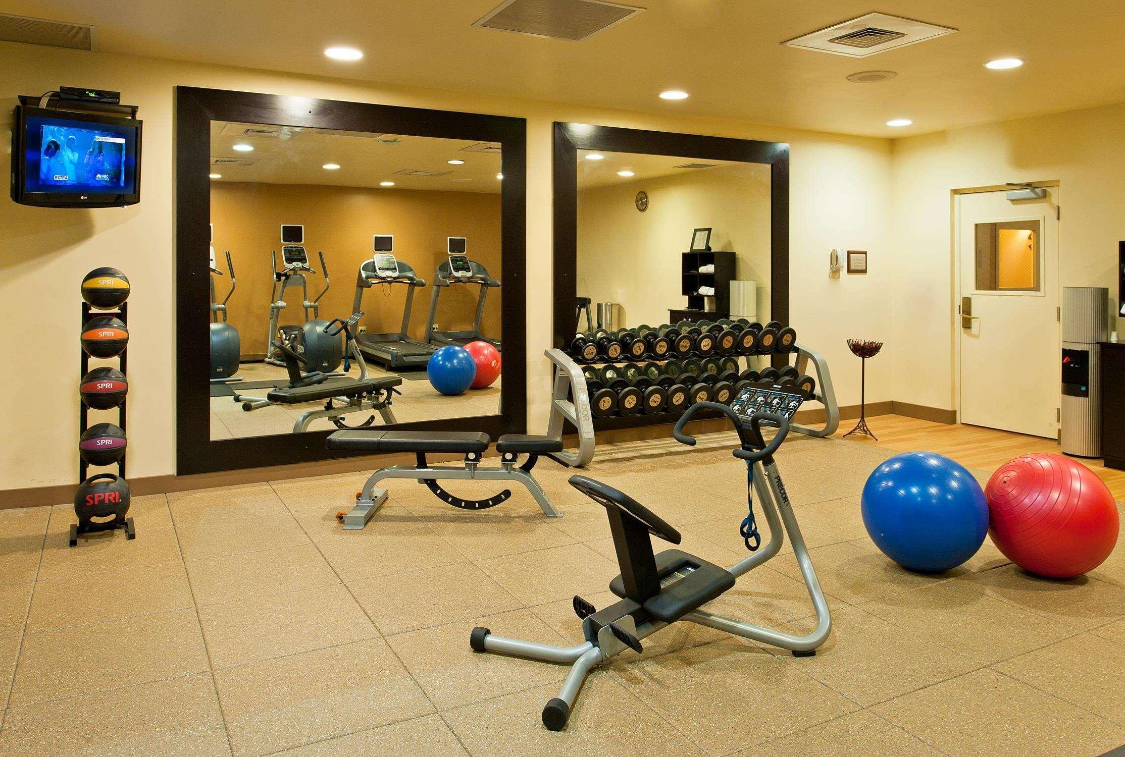 Hilton Garden Shelton