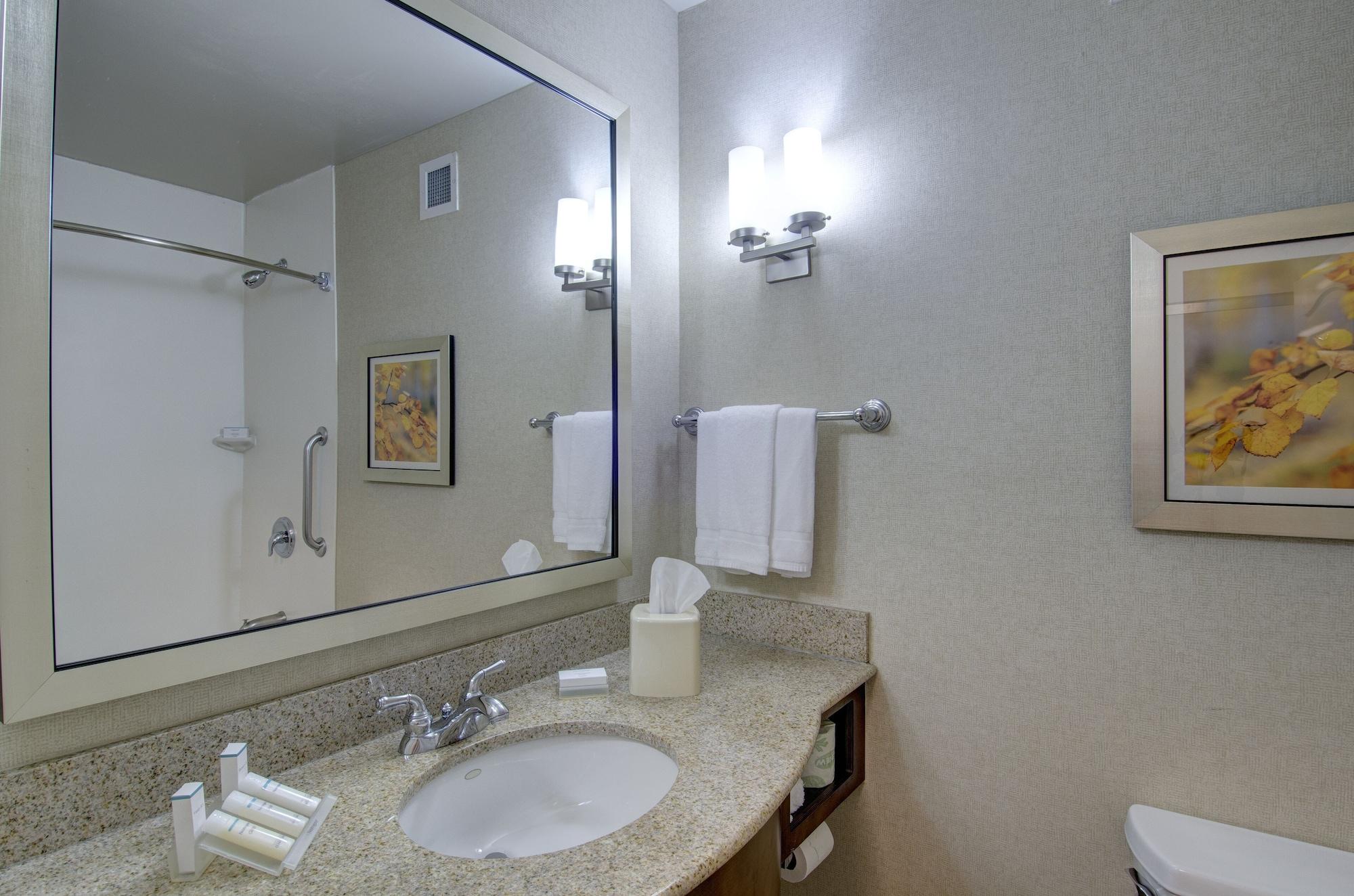 Hilton Garden 3* Shelton
